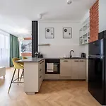 Stojalowskiego 18 Διαμέρισμα *