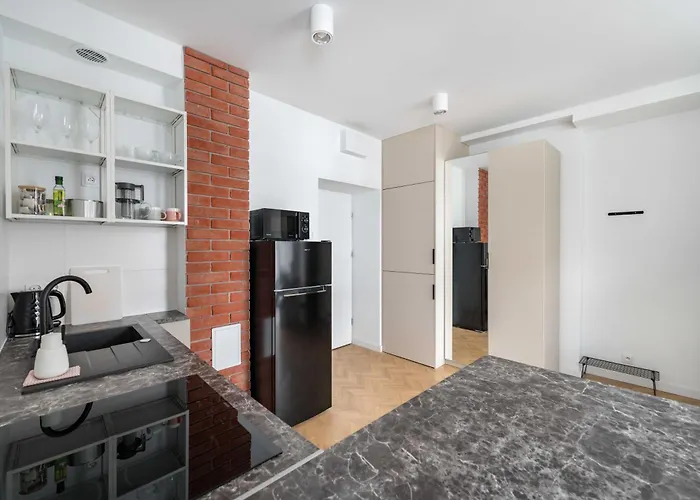 Stojalowskiego 18 * Bielsko-Biała